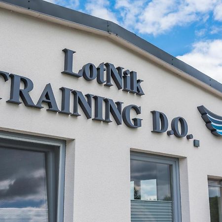 Pokoje Lotnik Nad Jeziorem Mrągowo Exterior foto
